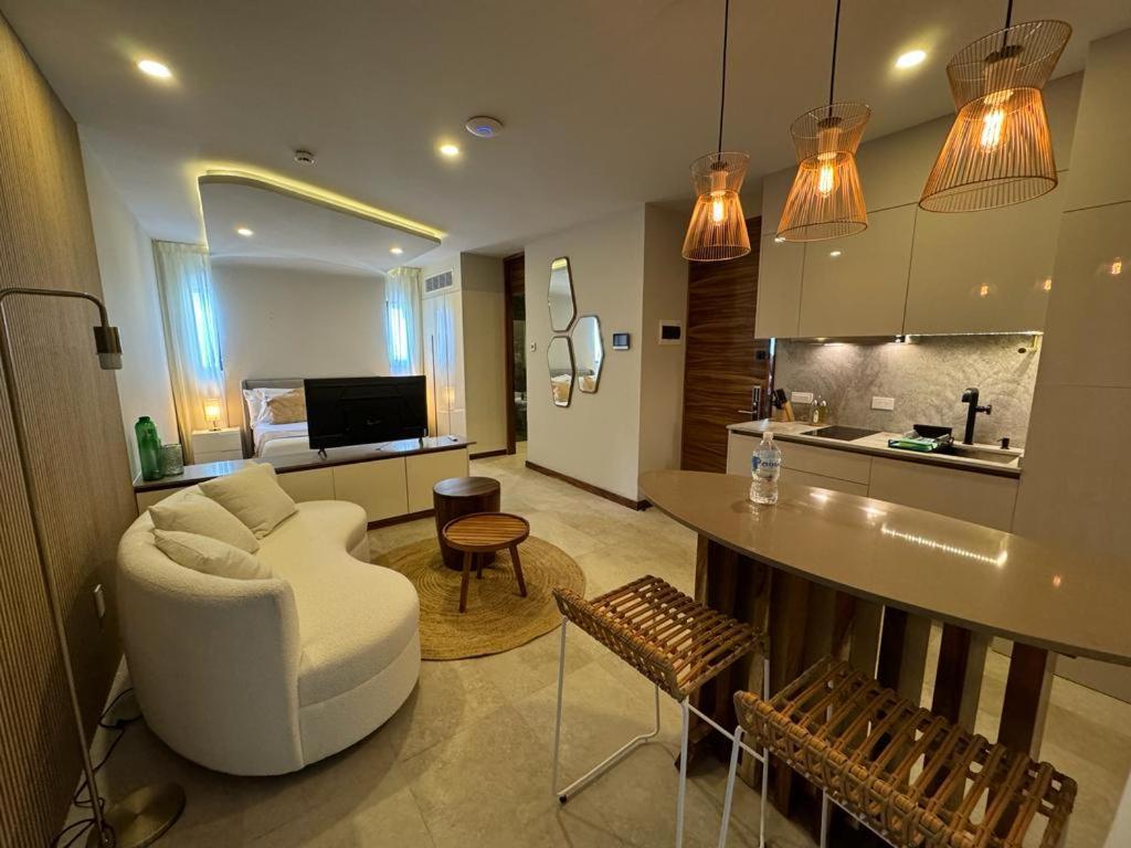 Apartamento Alizee Tower Playa del Carmen Exterior foto
